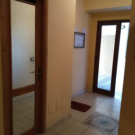 Nocleg ze śniadaniem Su Canistreddu 3*