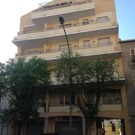 Su Canistreddu Nocleg ze śniadaniem 3*