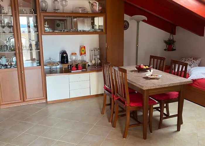 ベッド・アンド・ブレックファスト Su Canistreddu 3*